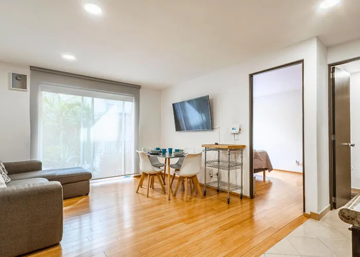 Adam's With High-speed Internet Near Polanco Holiday home *