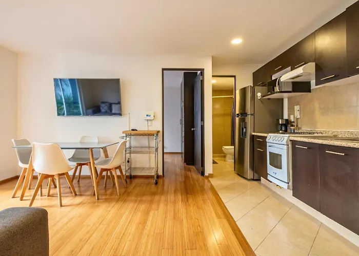 Adam's With High-speed Internet Near Polanco Holiday home *