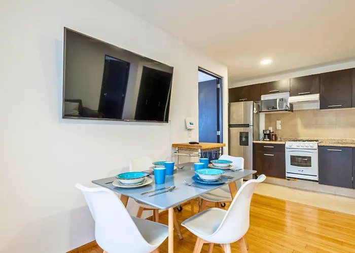 Adam's With High-speed Internet Near Polanco Holiday home